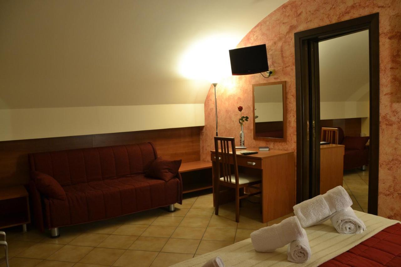 Donjon Centro Bed & Breakfast